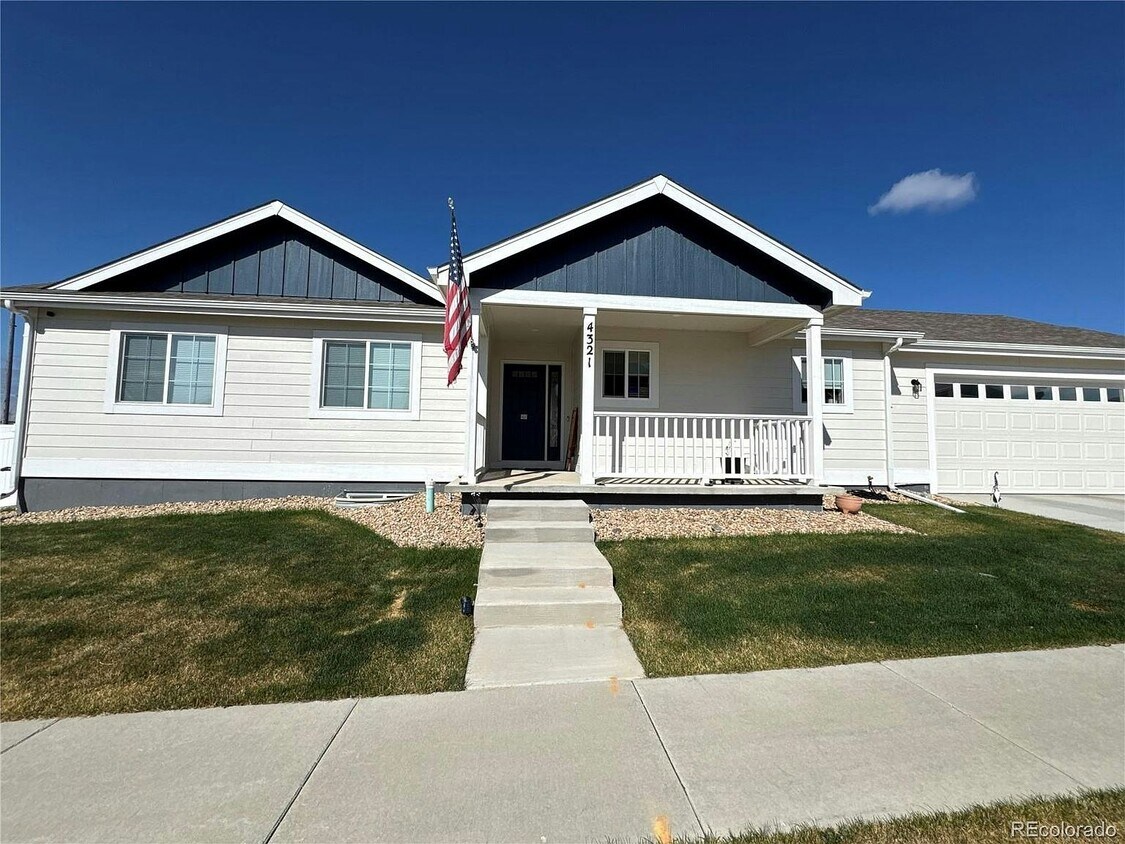 Foto principal - 4321 Yellowbells Dr