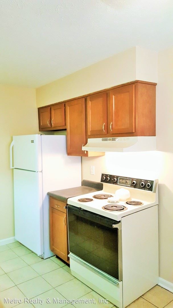 Foto del edificio - 3217 Springfield Dr