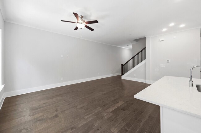 Foto del edificio - 2557 Oakbourne Ln
