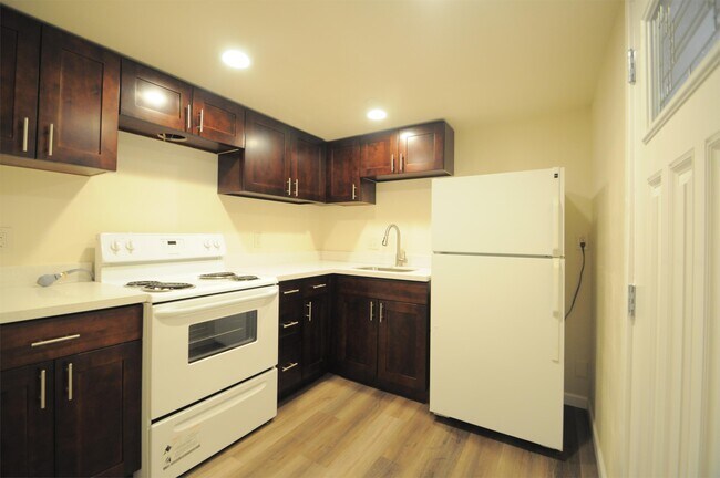 Foto del edificio - 5214 1/2 15th Ave NE