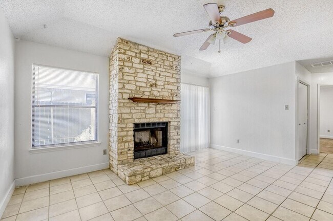 Foto del edificio - 7806 Chimayo Cove