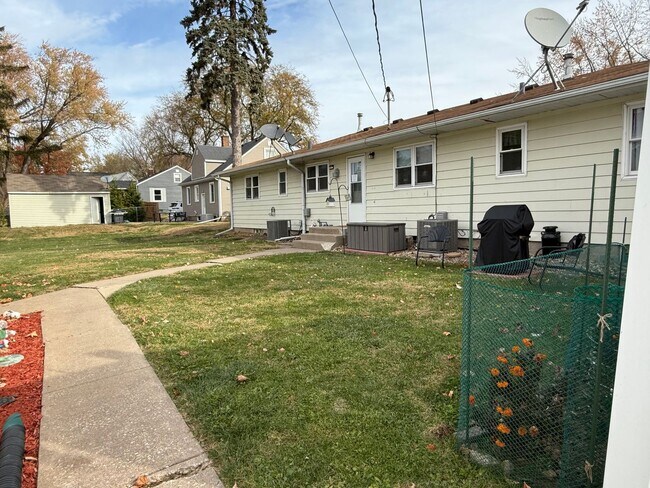 Foto del edificio - 508 12th St