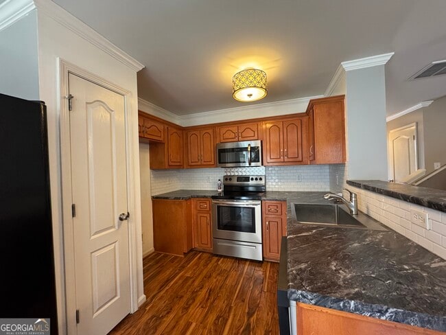 Building Photo - 106 Cypress Ct