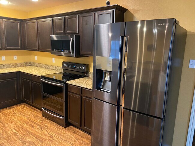 Building Photo - 10241 Feldspar Dr