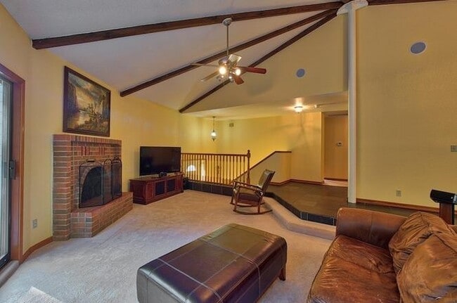 Building Photo - 1515 207th Pl NE