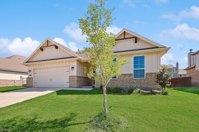 Building Photo - 808 Feather Edge Dr