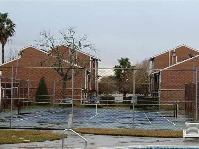 Building Photo - 186 Avant Garde Cir