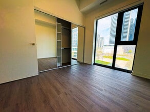 Building Photo - West Square Cityview