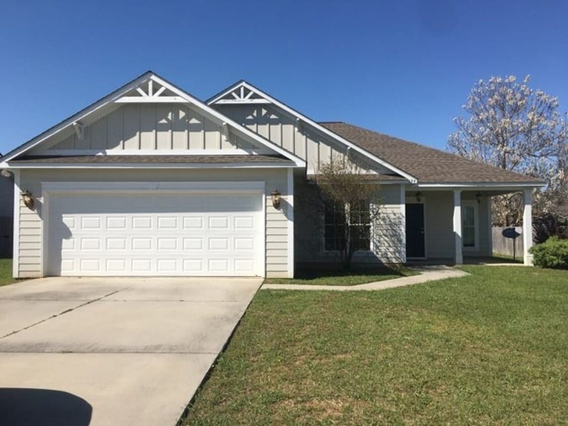 Primary Photo - 124 Chukar Ct
