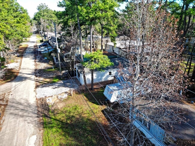 Building Photo - 9638 WARM Spgs