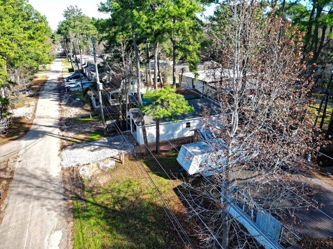 Foto del edificio - 9638 WARM Spgs