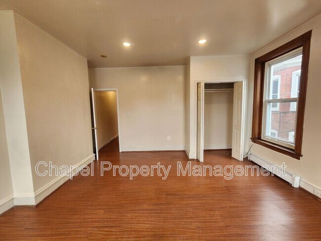 Building Photo - 830 Wynnewood Rd