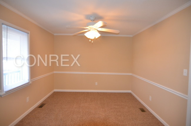 Foto del edificio - 4602 Windsor Spring Rd