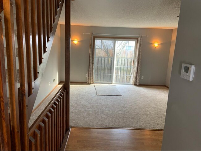 Foto del edificio - 1732 Ridgebury Dr