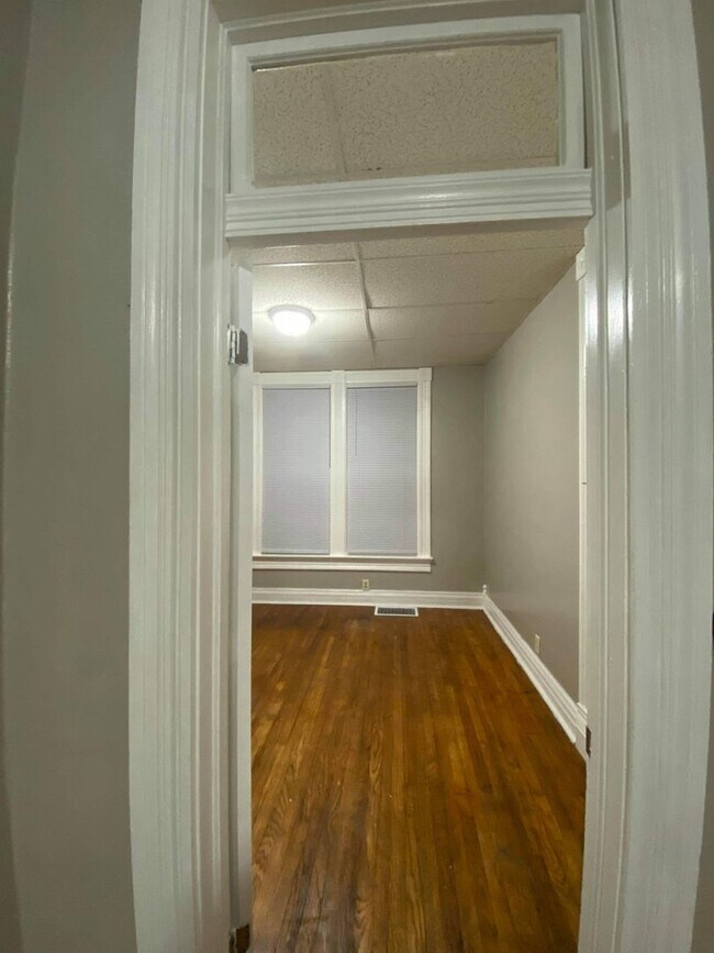 Building Photo - Savannah Duplexes