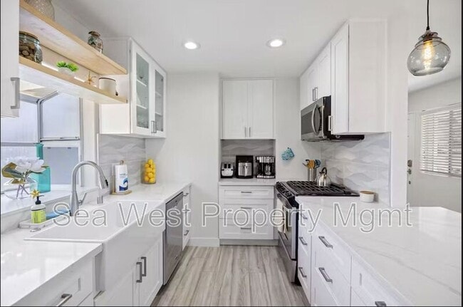 Building Photo - 534 Summer View Cir