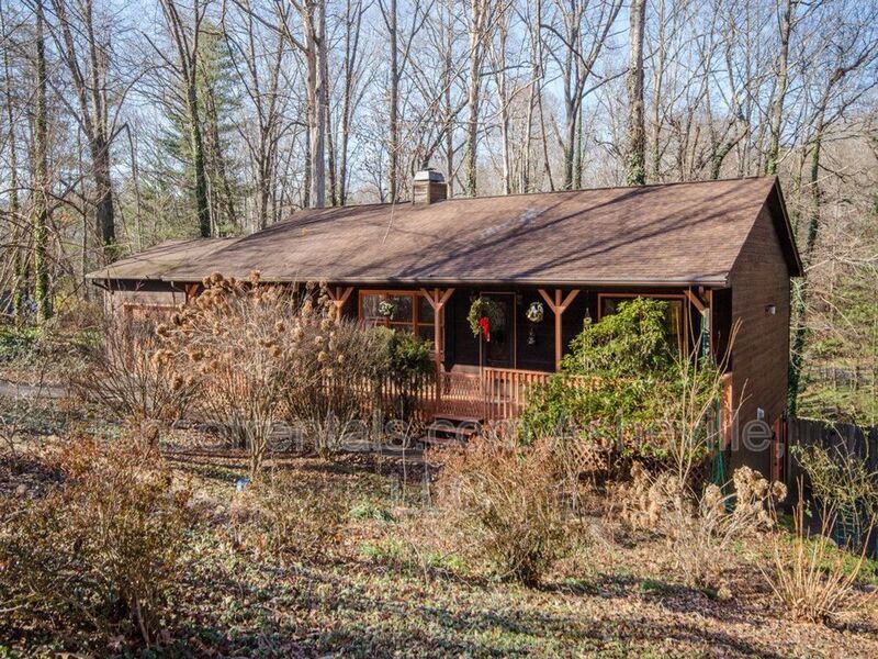 7 Shadowbrook Ln, Weaverville, NC 28787 Condo for Rent in Weaverville