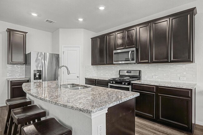 Building Photo - 5404 Bellissima Way