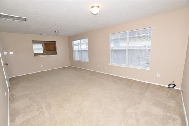 Foto del edificio - 9106 Serena Ln