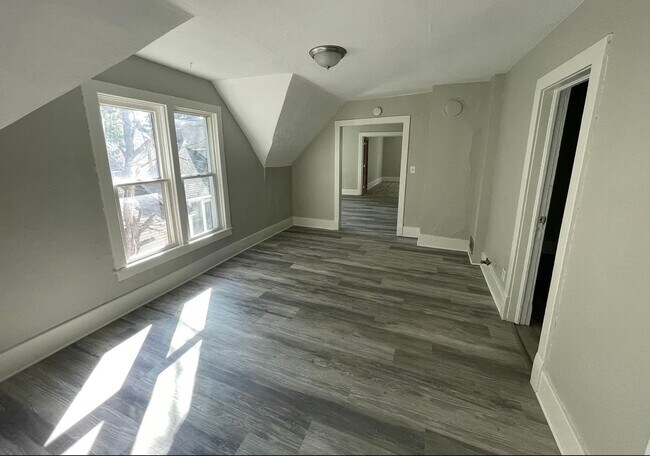 Foto del edificio - 811 Park St SW