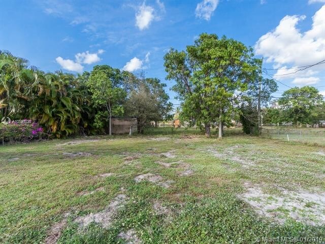 Foto del edificio - 4433 SW 52nd St