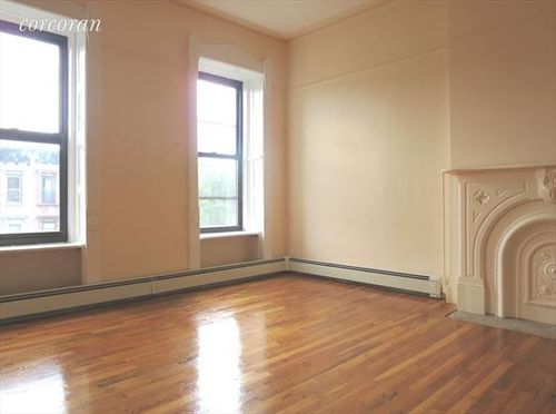 Building Photo - 421 Greene Ave