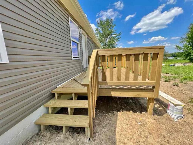 Building Photo - 253 Andrew Cir