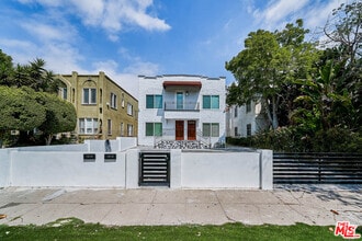Building Photo - 1310 S Rimpau Blvd