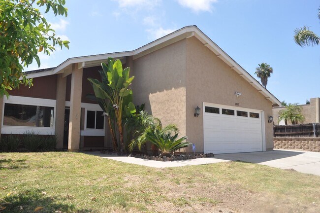 Foto del edificio - LEMON GROVE 3BR/2BA SINGLE FAMILY DETACHED...