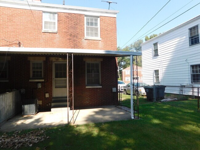 Foto del edificio - 2 bedroom Townhome!