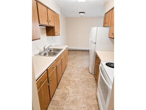 Building Photo - 1515 Darling Dr