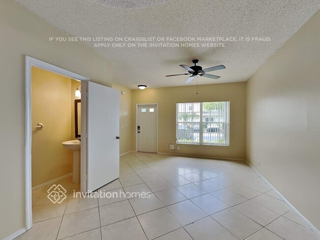 Building Photo - 52 Simonton Cir