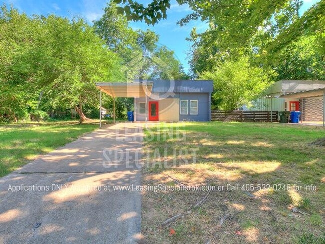 Photo - Adorable Custom 2 Bed Bungalow House Available to Prelease for August 2026!