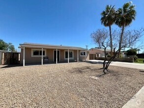 Building Photo - 2607 N 71st St