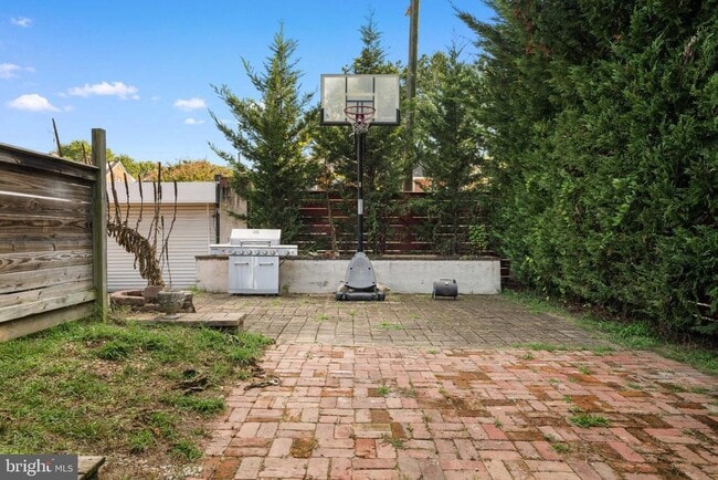 Building Photo - 4005 Anacostia Ave NE