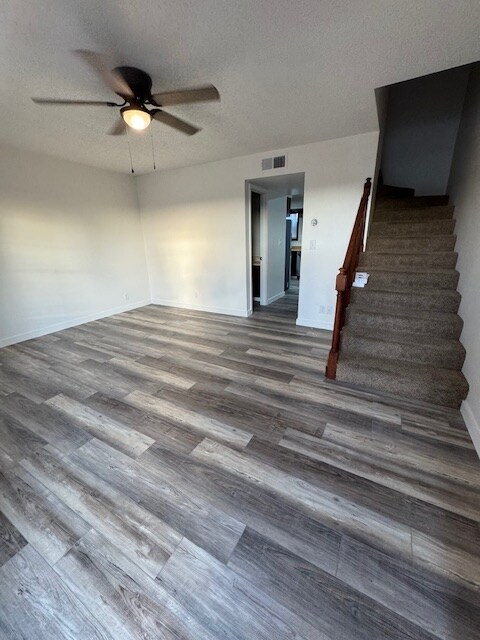 Foto principal - 1252 Pleasant Valley Rd