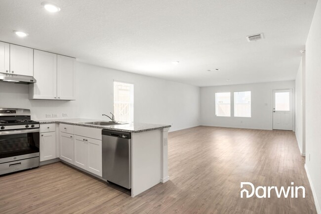 Building Photo - 1082 Pardon Way, New Braunfels, TX 78130