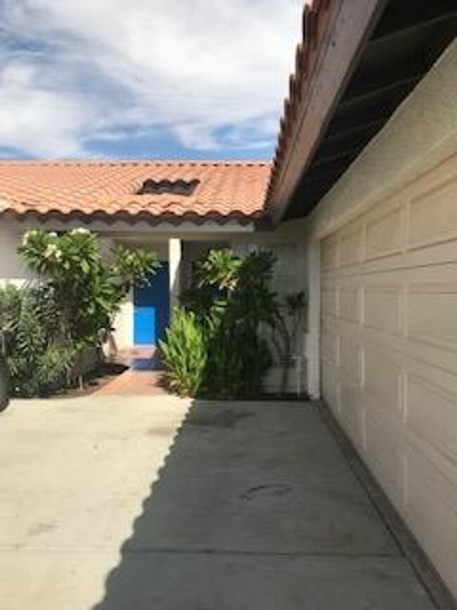 Foto del edificio - 32770 Aurora Vista Rd