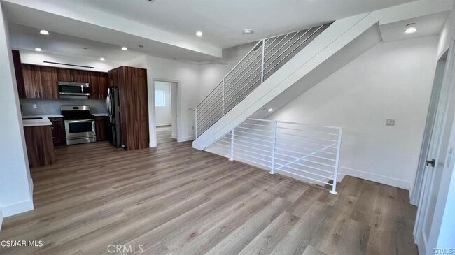 Building Photo - 5635 Klump Ave