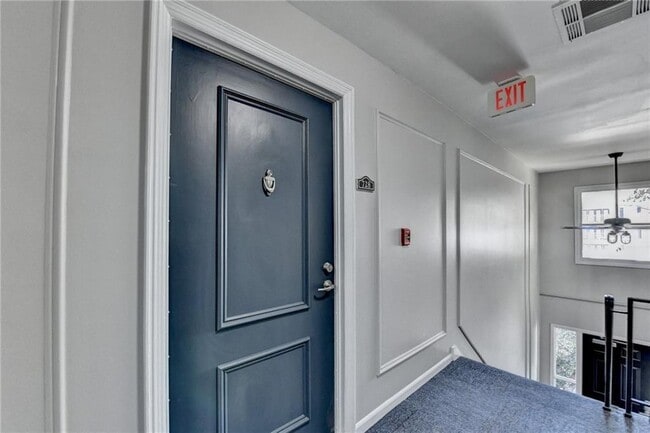 Building Photo - 3650 Ashford Dunwoody Rd NE