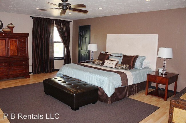 Foto del edificio - 543 Ketch Creek Dr