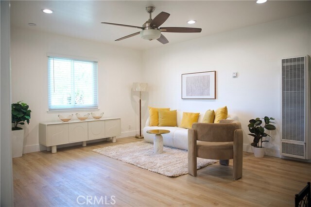 Foto principal - 13622 Illinois St