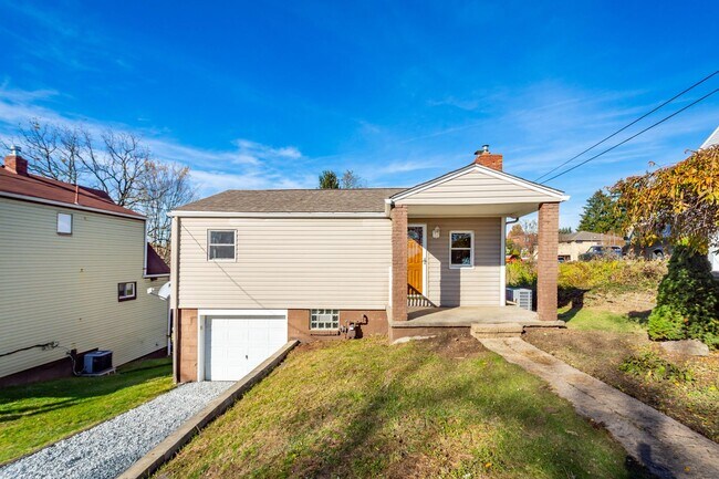 Foto del edificio - 1237 Lebanon School Rd