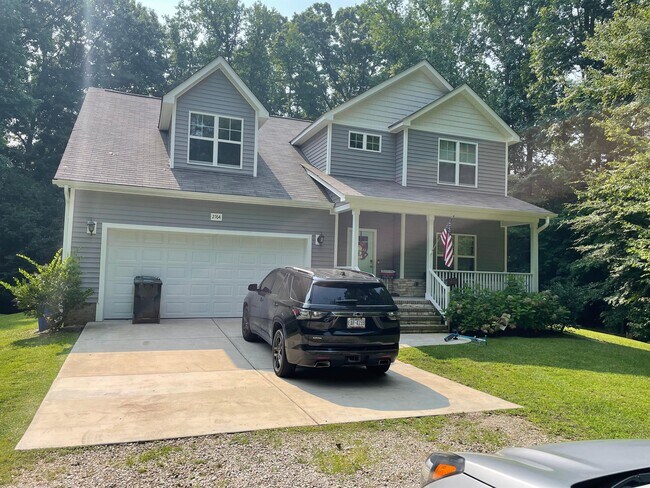 Foto del edificio - 2764 Rivercliff Rd
