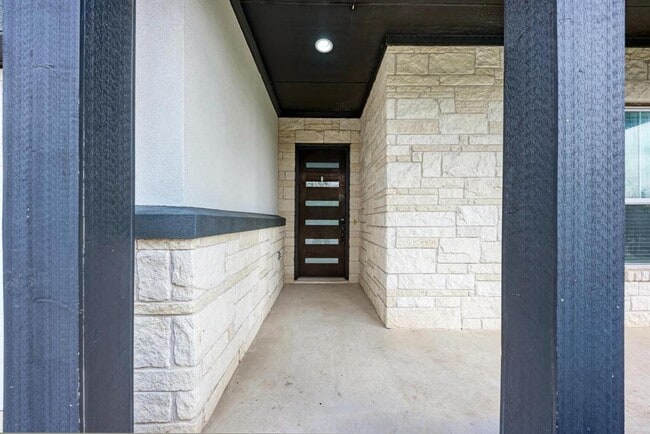 Foto del edificio - 4428 Mandalin St