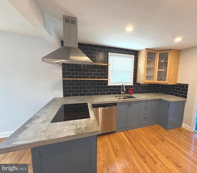 Building Photo - 1708 Hall Ave