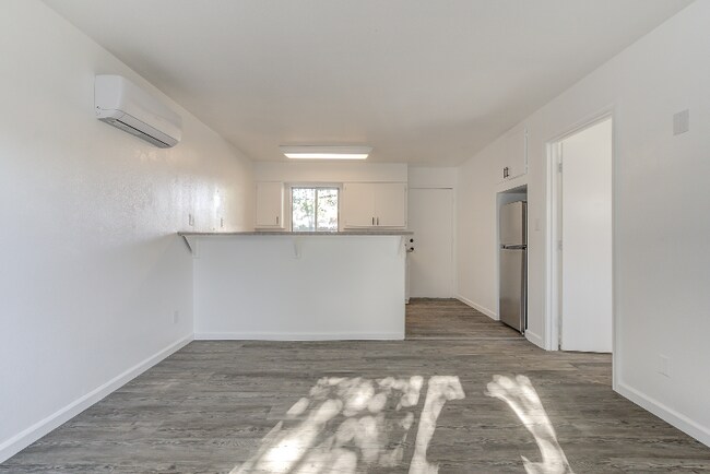 Foto del edificio - 804 Yuba St