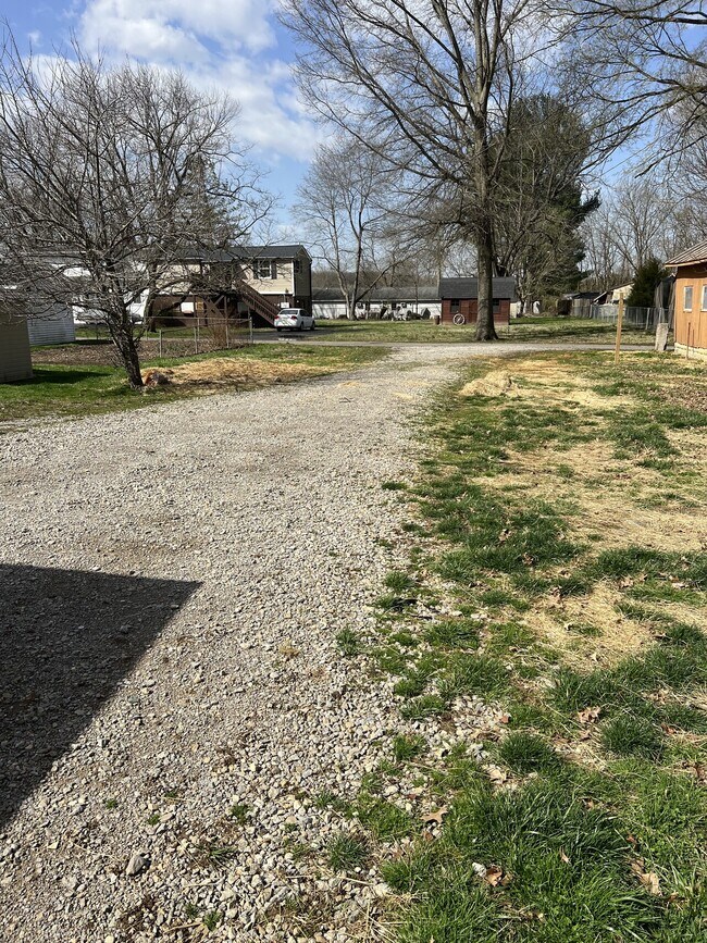 Building Photo - 307 Welch Rd