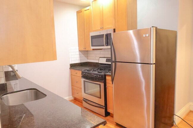 Foto del edificio - 757 Syracuse Ave