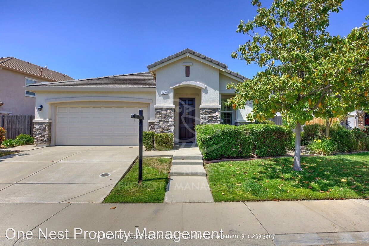 Foto principal - 3 br, 2 bath House - 1228 Waverton Ln